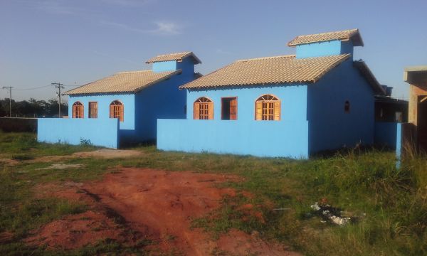 casa de 2 quartos pronta em cabo frio unamar